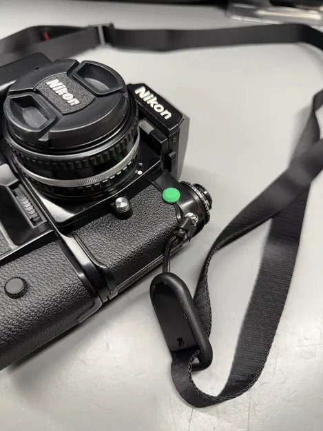 Nắp che cổng Flash PC Sync cho Nikon F, F2, F3, F4, F5, FA, FG, FE2, FM2, F100 - Image 2