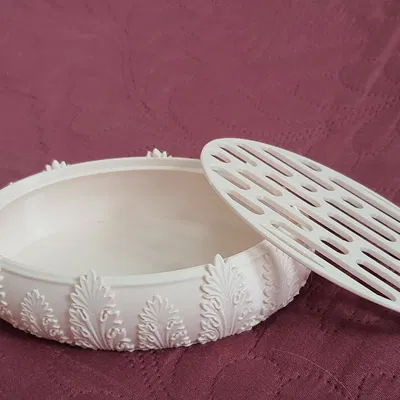 Khay đựng xà phòng và hộp đựng trang sức (phong cách Acanth)