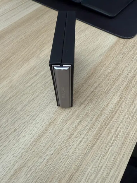 Ốp lưng Samsung Galaxy Flip 6 họa tiết Solo Leveling in 3D - Image 3