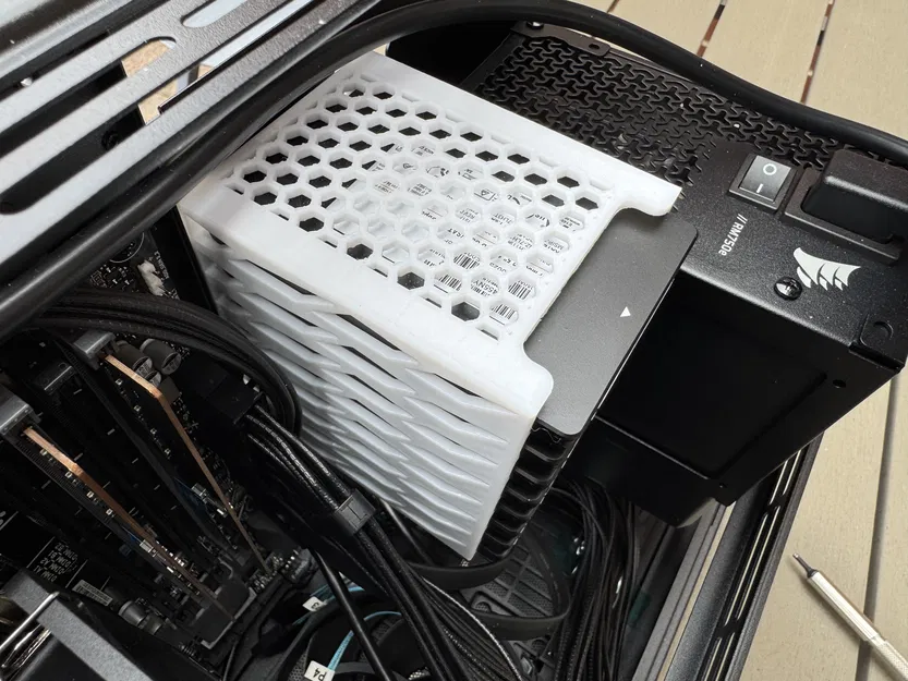 Khung gắn 8 ổ cứng SSD - Image 2