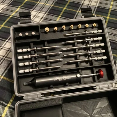 Hộp đựng Pinecil V2 và toàn bộ phụ kiện