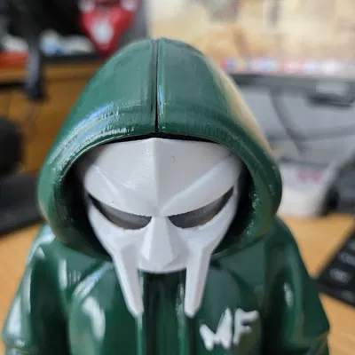 Tượng bán thân MF DOOM đeo hoodie - Mô hình trang trí cực chất