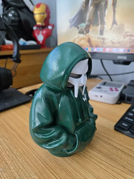 Tượng bán thân MF DOOM đeo hoodie - Mô hình trang trí cực chất - Image 6