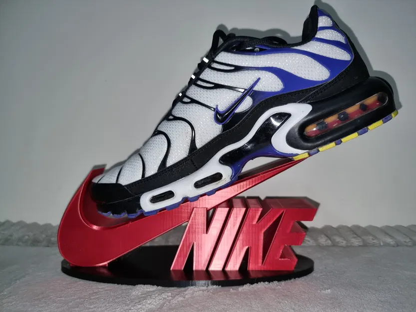 Giá trưng bày giày Nike - Image 1