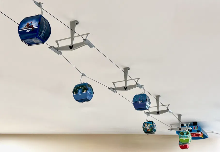 Hệ thống cáp treo gondola có động cơ tương thích với mô hình Disney Skyliner - Image 2