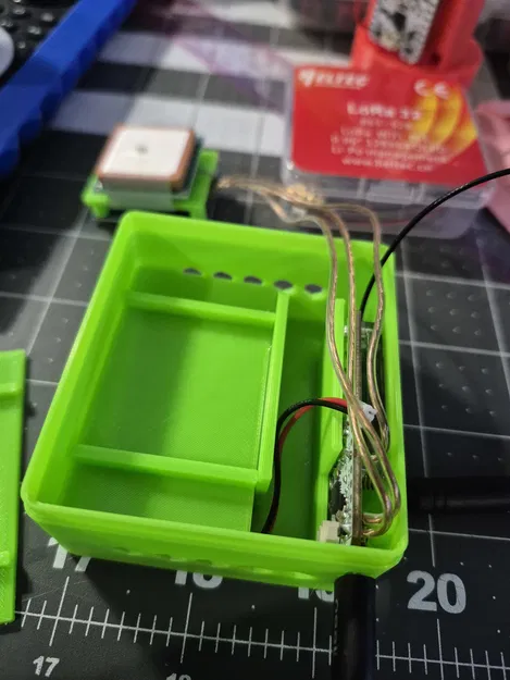 Case bảo vệ cho Heltec V3, pin 3000mAh và module GPS cho Meshtastic - Image 6