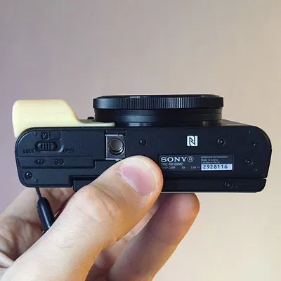 Tay cầm lớn hơn cho Sony RX100