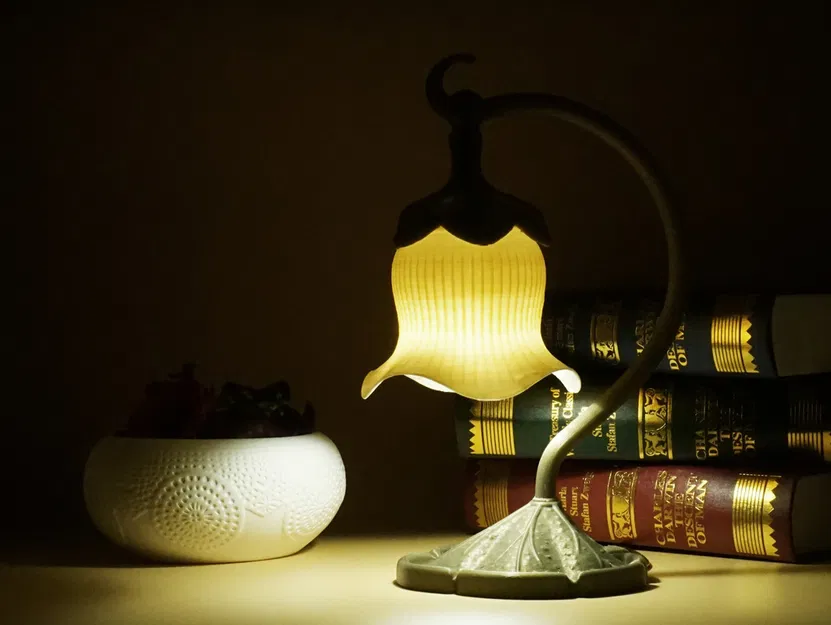 Đèn ngủ hoa sen phong cách Art Nouveau 2 - Image 4