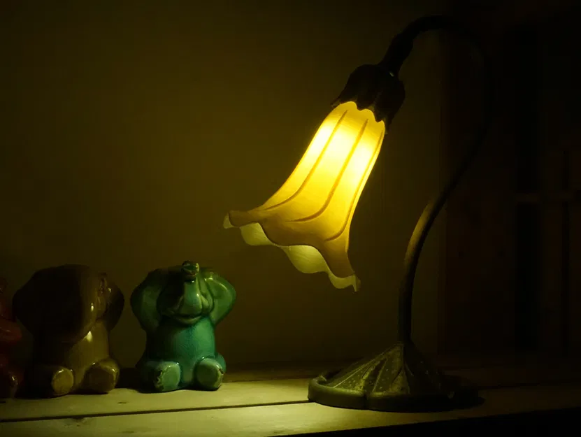 Mẫu đèn Art Nouveau hình hoa huệ (Art Nouveau lily lamp) - Image 3