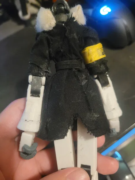 Mô hình đuôi Disassembly Drone và một số phụ kiện (MURDER DRONES) - Image 8