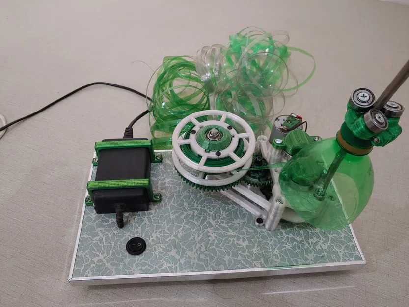 Máy cắt dải nhựa PET từ chai tái chế: Tự tạo filament 3D miễn phí - Image 2