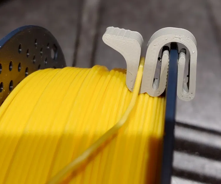 Kẹp giữ sợi nhựa in 3D (Filament Clip) 1.75mm gọn gàng - Image 1