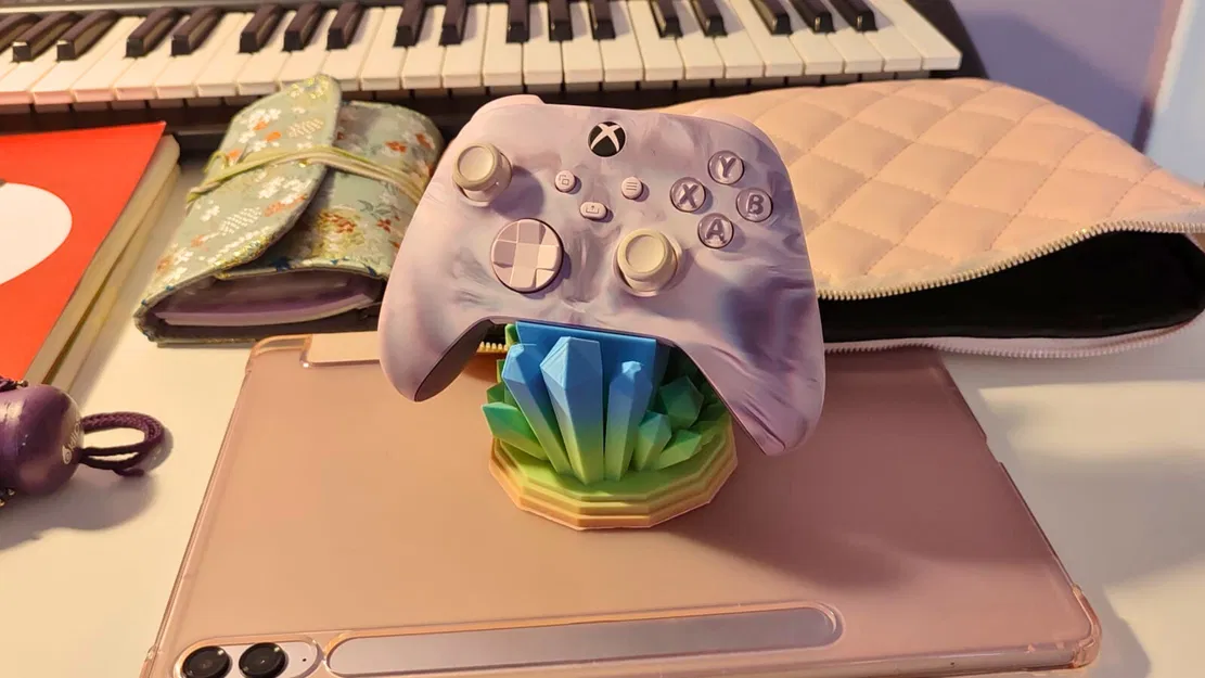 Đế giữ tay cầm Xbox hình tinh thể (Crystal Xbox Controller Stand) - Image 1