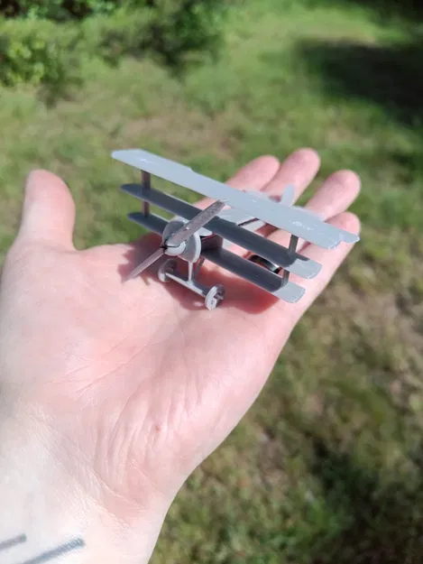 Bộ Kit Card Máy Bay 3 Tầng Cánh Fokker DR1 Thế Chiến I Có Thể Bay - Image 2