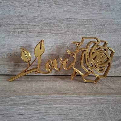 Mô hình trang trí Hoa Hồng chữ Love cho ngày Lễ Tình Nhân (Valentine)