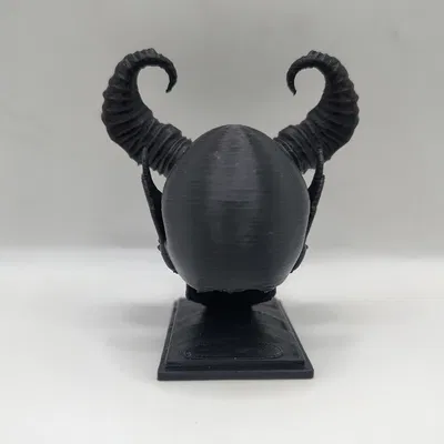 Đầu Lâu Ma Cà Rồng – Món Đồ Trang Trí Đầy Ma Mị