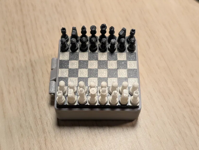 Bàn cờ du lịch mini (phiên bản hộp từ mô hình Chess Ring của Joe Turner) - Image 1