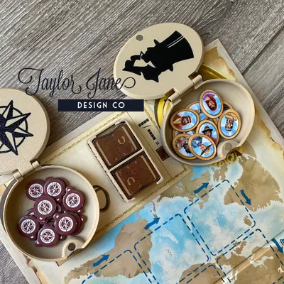 Bộ tổ chức chủ đề In the Footsteps of Darwin