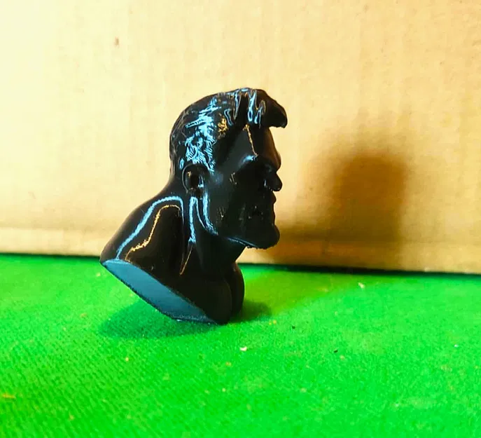 Mô hình tượng bán thân Hulk 12cm đầy uy lực để trang trí - Image 2