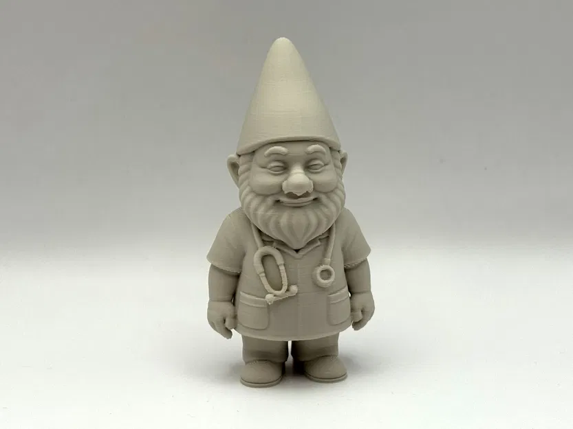 Tượng chú lùn y tá Nurse Garden Gnome - Image 1
