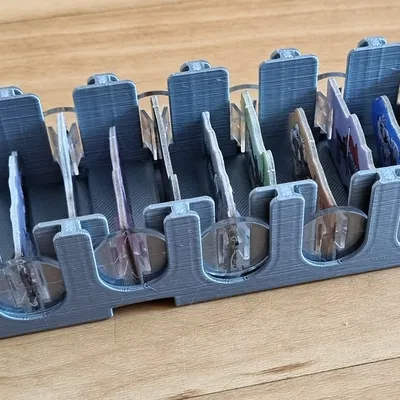 Karak - Giá đỡ nhân vật bằng giấy