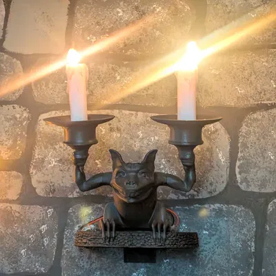 Bản remix 2.0 đèn treo tường Haunted Mansion (rỗng ruột) kèm đế mới