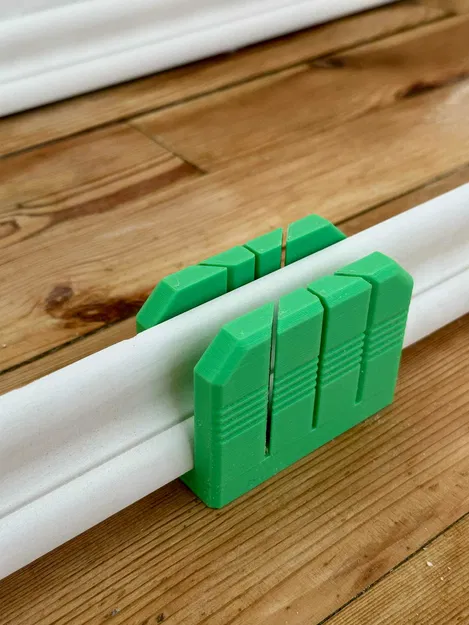 Hộp dẫn hướng cắt gỗ Mitre Box 45 độ cho DIY chuyên nghiệp - Image 3