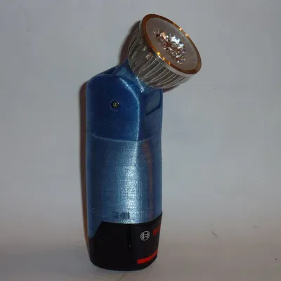 Đèn pin Bosch 12V với phần đầu xoay linh hoạt