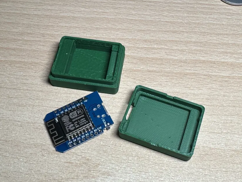 Vỏ hộp Wemos D1 Mini (NodeMCU) có lỗ cắm USB - Image 2