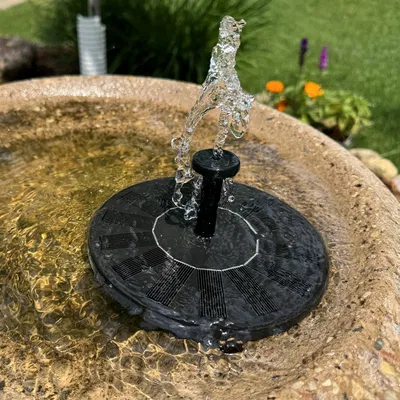 Nắp vòi phun Solar Birdbath Fountain