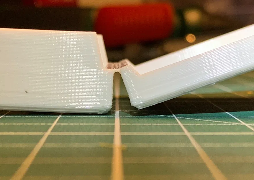 TPU/PP: Hộp 40x40 kèm bản lề sống (dẻo) - Image 4