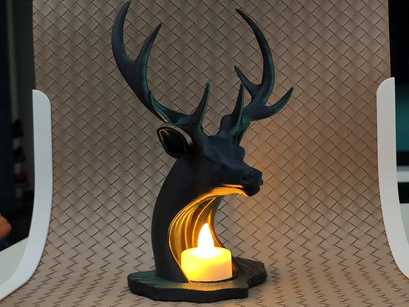 Tượng Chú Hươu - Đế Cắm Nến LED Tealight - Image 1