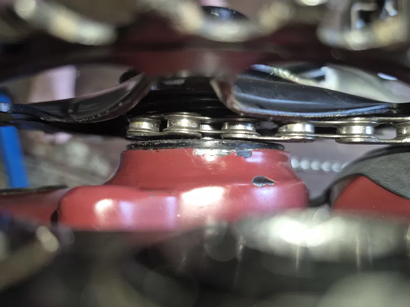 Miếng chắn chống kẹt xích (Chain suck guard) cho Pivot Trail 429 - Image 2