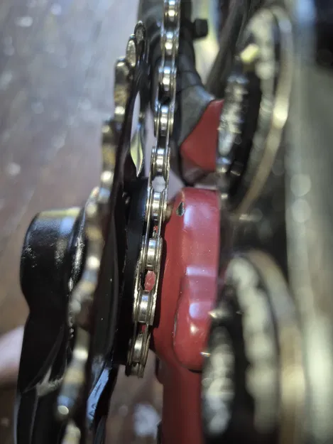 Miếng chắn chống kẹt xích (Chain suck guard) cho Pivot Trail 429 - Image 3