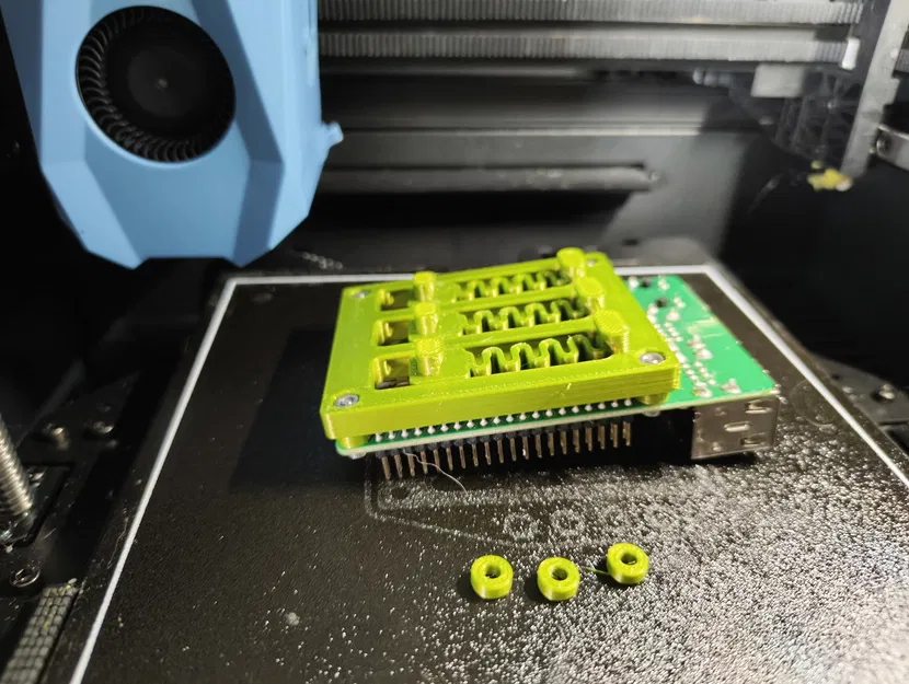 Ngàm gắn thanh ray DIN tùy biến bằng OpenSCAD - Image 2