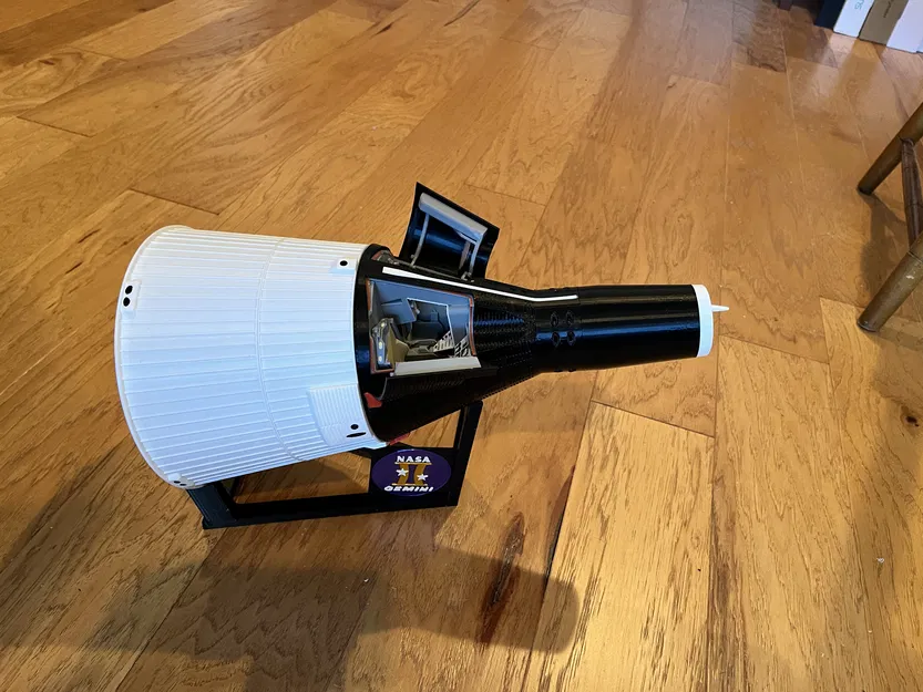 Mô hình tàu vũ trụ Gemini Capsule tỉ lệ 1/16 - Image 3