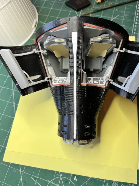 Mô hình tàu vũ trụ Gemini Capsule tỉ lệ 1/16 - Image 9