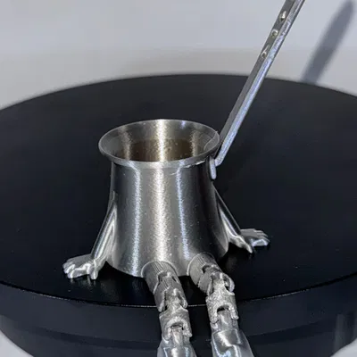 Mô hình ấm pha cà phê kiểu Thổ Nhĩ Kỳ (Cezve) có chân linh hoạt