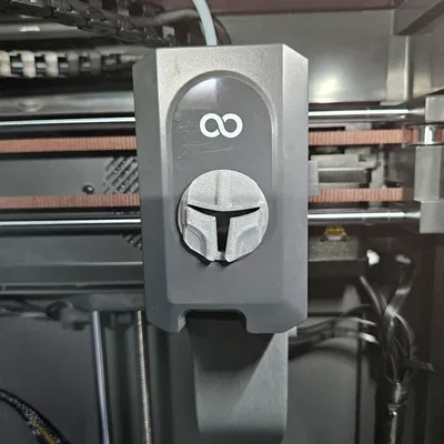 Nắp đậy quạt Elegoo Centauri Carbon thiết kế mũ Mandalorian độc đáo