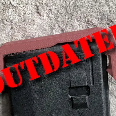 Nắp che bụi AR15 PMAG M3 không cần support