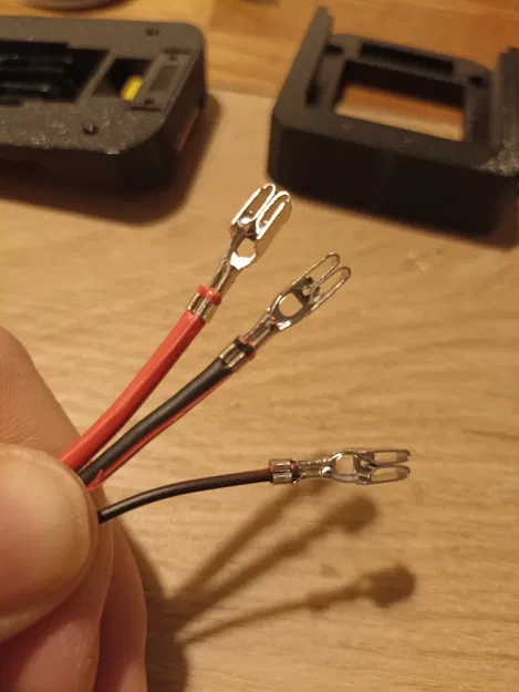 Bộ chuyển đổi (Adapter) dùng pin Makita cho máy công cụ Parkside - Image 7