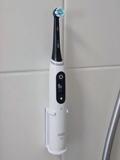 Giá treo tường tối giản cho bàn chải điện Oral B iO - Image 1