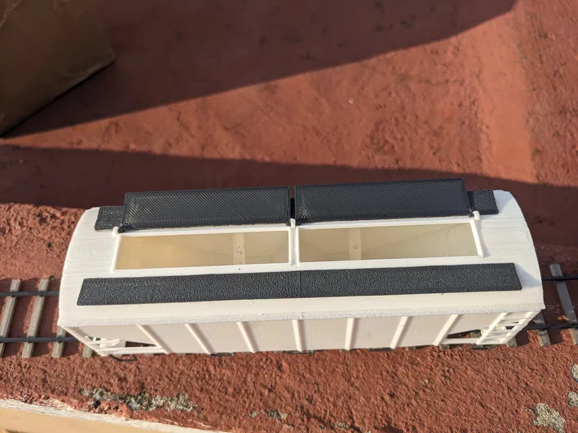 Mô hình toa tàu Hopper Car 1/64 - Dragon Railway - Image 5