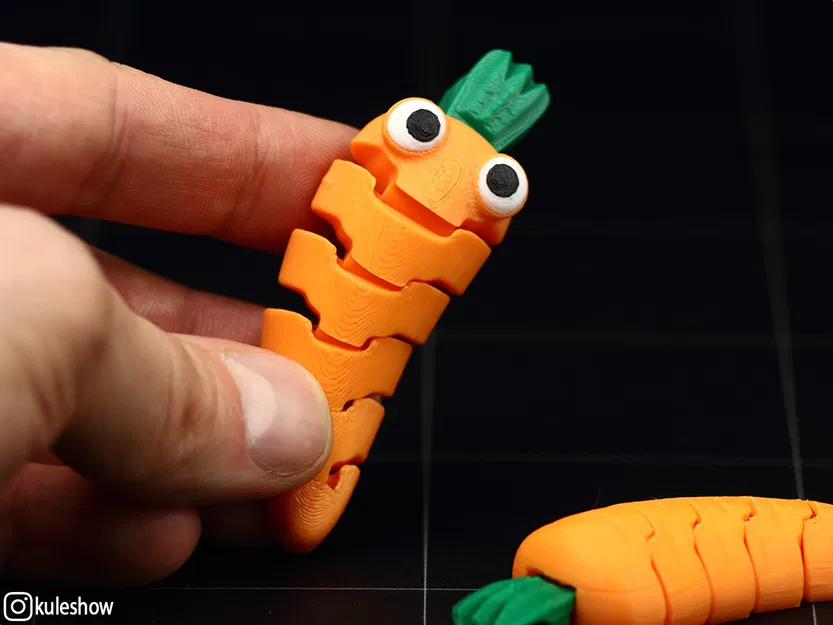 Móc khóa Cà rốt nhí linh hoạt (Flexible Baby Carrot Keychain) - Image 1