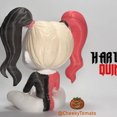 Mô hình Harley Quinn ngồi để bàn (DeskBuddy)