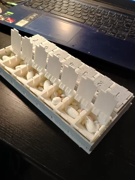 Hộp chia thuốc theo tuần tiện lợi - Dễ in, không cần support, nhiều phiên bản - Image 1