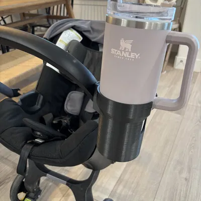 Giá đỡ cốc cho xe đẩy Doona