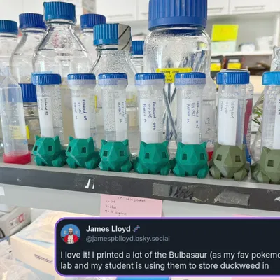 Poketubes - Đế giữ ống nghiệm hình Pokemon