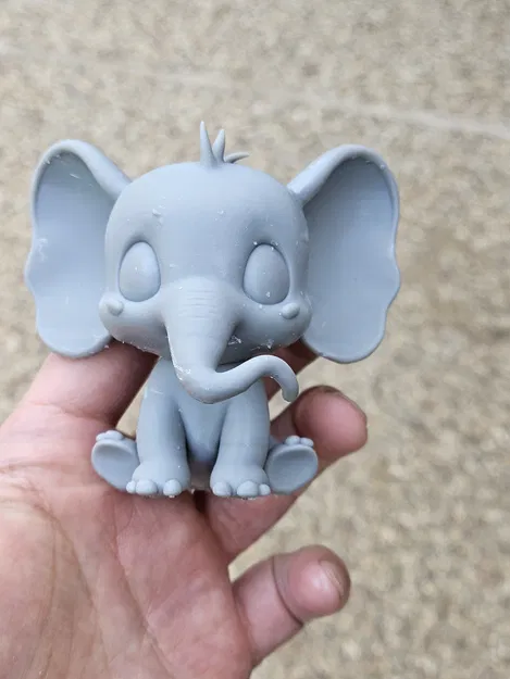 Mô hình chú voi con (Baby Elephant) dễ thương để bàn - Image 1