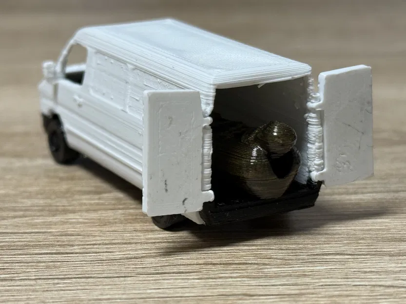 Mô hình kitcard xe Mercedes Sprinter - Image 2